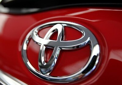 Toyota отзовет более миллиона машин из-за риска возгорания