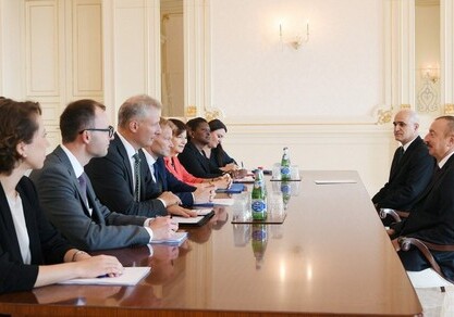 Президент Ильхам Алиев принял делегацию Европейского инвестиционного банка 