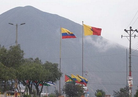 Эквадор и Венесуэла обменялись высылкой дипломатов