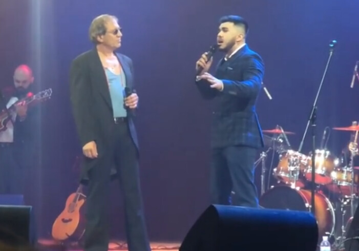 Азербайджанский исполнитель спел дуэтом с Челентано 