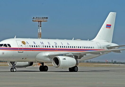 Президента Армении оставили без самолета