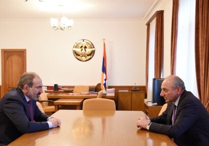 Пашинян встретился с главой сепаратистов «НКР»