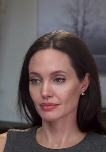 Анджелина Джоли намерена отсудить детей у Брэда Питта