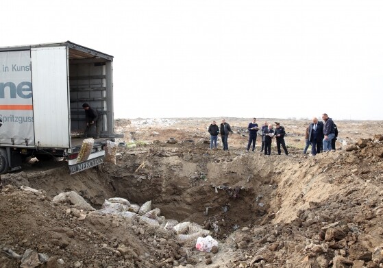В Сумгайыте уничтожили тонны зараженного картофеля (Фото)