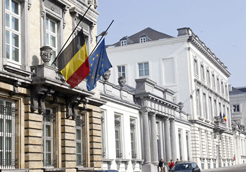 Бельгии грозит распад правящей коалиции из-за миграционного пакта ООН