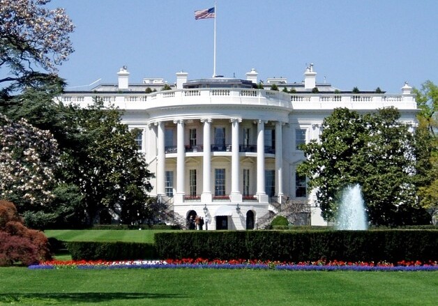 Белый дом начал готовиться к приостановке работы федерального правительства