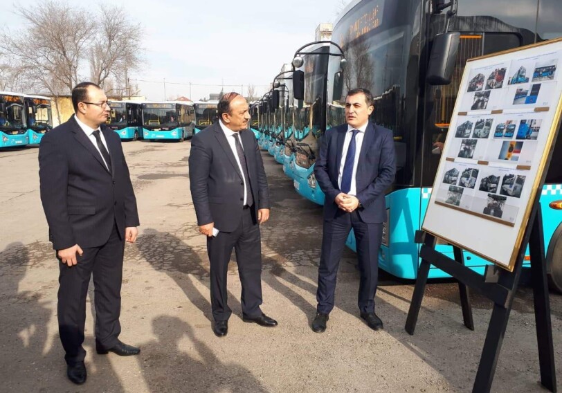 В Баку по одному из маршрутов будут пущены еще 20 новых автобусов (Фото)