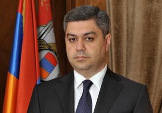 Правозащитник потребовал от главы СНБ Армении не принимать подарки от частных фирм