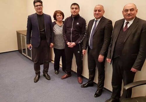 Представители МККК и правозащитники встретились с Мехманом Гусейновым (Фото)