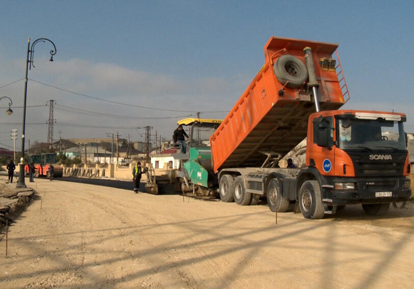 В Гарадагском районе Баку завершается строительство двух автодорог (Фото-Видео)