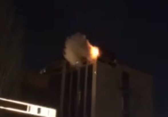 Пожар в частной клинике Баку (Видео)