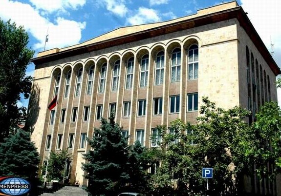 Конституционный суд отказал в рассмотрении обращения Роберта Кочаряна