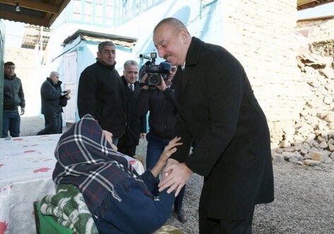 Президент Ильхам Алиев посетил Шамаху, где произошло землетрясение (Фото)
