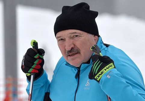 «Пулеметы, гранатометы — что угодно дадим, лишь бы не позорили» - Лукашенко разнес биатлонистов