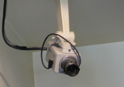 В туалете бакинской школы установили камеру (Видео)