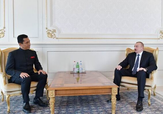 Президент Ильхам Алиев принял верительные грамоты новоназначенного посла Индии в нашей стране (Фото)