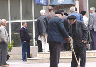 В Азербайджане пенсионеры получат пенсии за март до праздника Новруз
