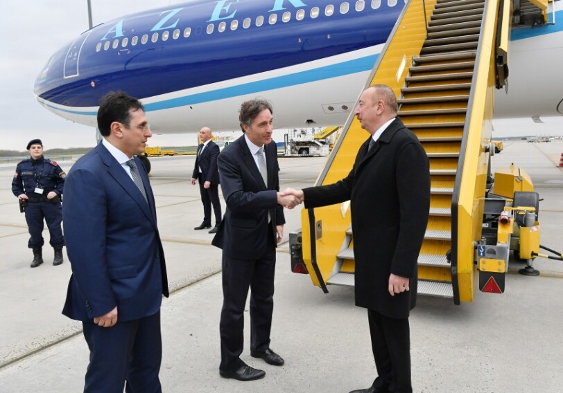 Президент Азербайджана прибыл с рабочим визитом в Австрию (Фото)