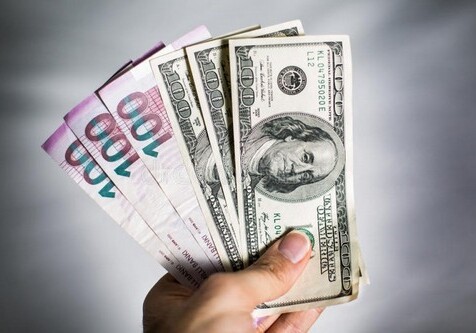 Установлен курс доллара в Азербайджане на 2 апреля 