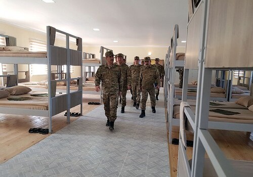 Министр обороны Азербайджана побывал на строящихся военных объектах в прифронтовой зоне (Фото-Видео)