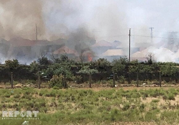 Взрыв на линии электропередачи в Абшеронском районе стал причиной пожара