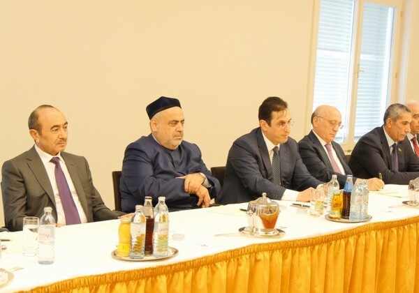 Азербайджанская делегация встретилась в Вене с членами правительства и парламента Австрии (Фото)