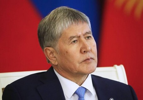 В Кыргызстане намерены лишить экс-президента Атамбаева статуса неприкосновенности 
