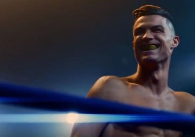 Роналду и Неймар снялись в рекламном ролике в образе боксеров
