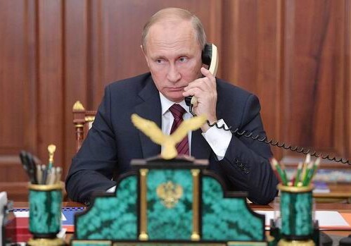 Путин впервые провел телефонные переговоры с Зеленским