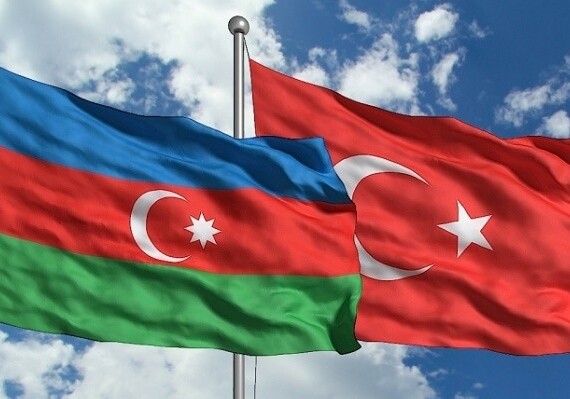 Азербайджан отменяет визы для граждан Турции (Обновлено)
