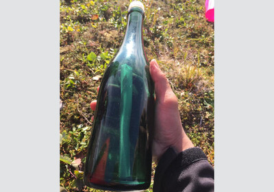 На Аляске нашли бутылку с посланием времен СССР (Фото)
