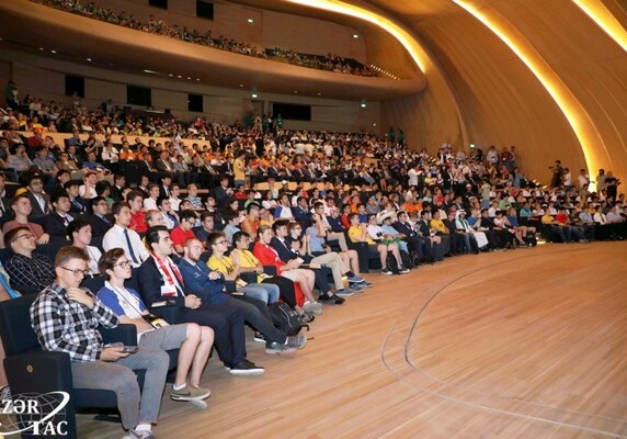 В Баку состоялась церемония закрытия 31-й Международной олимпиады по информатике (Фото-Обновлено)