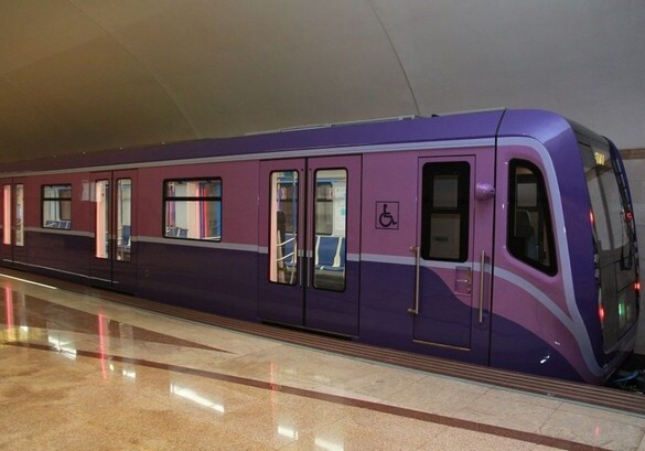 Заказанные на этот год последние два поезда для метро доставлены в Баку