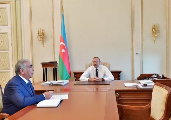 Ильхам Алиев принял председателя правления Госагентства автомобильных дорог (Фото-Обновлено)