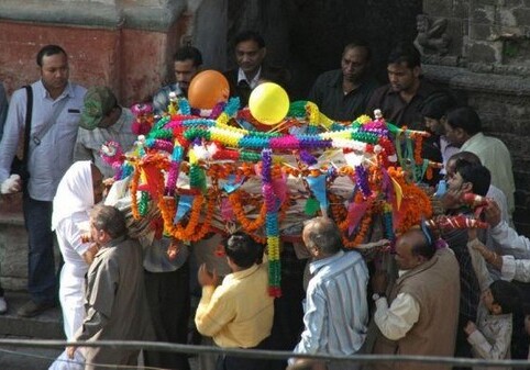 Индийский фермер ожил на собственных похоронах