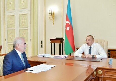 Президент Ильхам Алиев принял председателя Верховного меджлиса НАР (Обновлено)