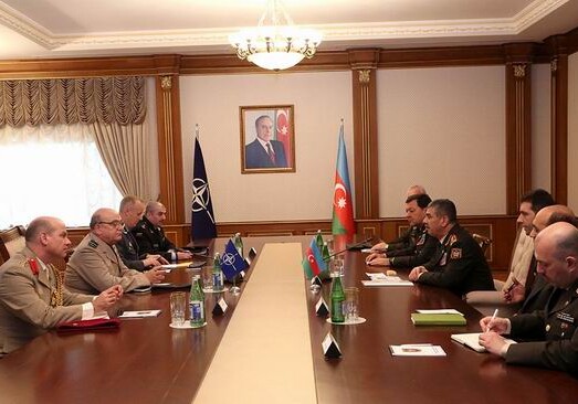 Закир Гасанов встретился с председателем Военного комитета НАТО (Фото)