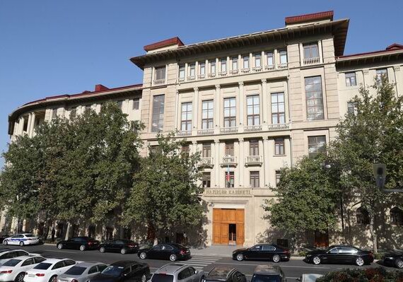 Кабмин Азербайджана внес изменения в некоторые таможенные пошлины
