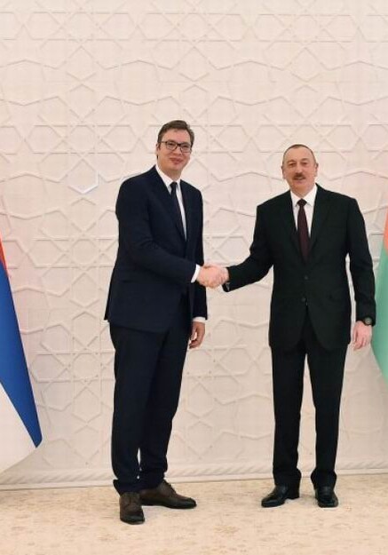 Президент Сербии поздравил по телефону Ильхама Алиева