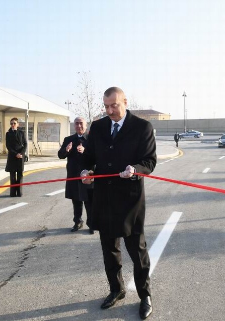 Президент Ильхам Алиев принял участие в открытии улицы центрального бульвара в «Баку Белый город» (Фото-Обновлено)