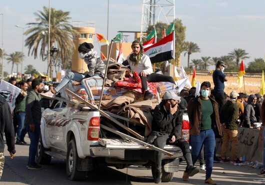 В Багдаде подверглась авиаудару колонна иракского ополчения