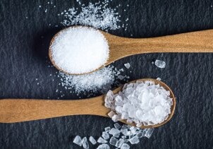Использование поваренной соли помогло значительно снизить раковые клетки – Ученые
