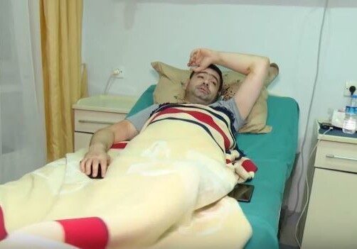 Известный исполнитель мейханы в больнице: «Я бы не хотел никого видеть» (Видео)