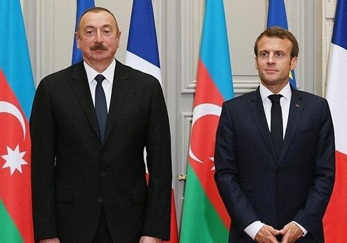 Президенты Азербайджана и Франции провели телефонные переговоры