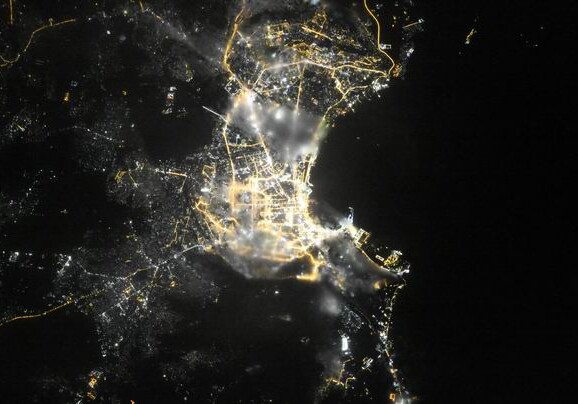 «Роскосмос» опубликовал восхитительные снимки ночного Баку с орбиты (Фото)