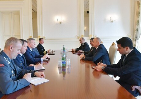 Президент Азербайджана принял делегацию НАТО (Обновлено)