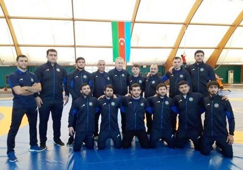 Азербайджанские борцы стартуют на чемпионате Европы 