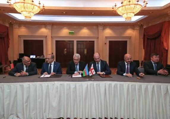 Определен тариф на транспортировку туркменской нефти – Джавид Гурбанов подписал контракт