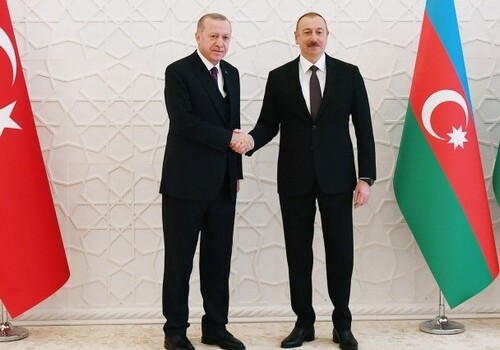 Ильхам Алиев поздравил Реджепа Тайипа Эрдогана с днем рождения