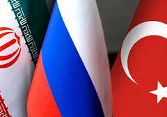 Главы МИД Турции, России и Ирана обсудили Сирию 
